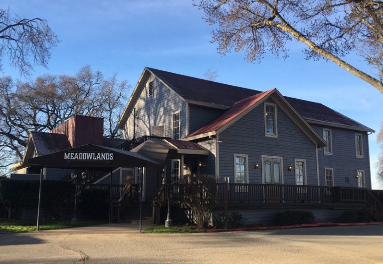 Brunch at Meadowlands Restaurant Foodiddy